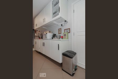 Apartamento à venda com 200m², 3 quartos e 4 vagasCozinha