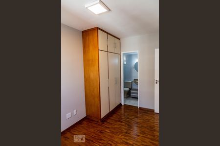 Apartamento para alugar com 60m², 2 quartos e 2 vagasSuite