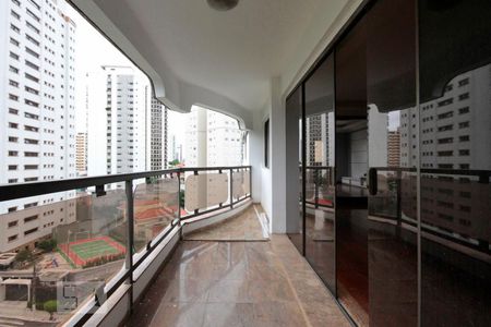 Varanda de apartamento à venda com 4 quartos, 300m² em Vila Regente Feijó, São Paulo