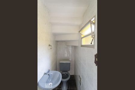 Casa à venda com 165m², 3 quartos e 2 vagas Casa à venda com 165m², 3 quartos e 2 vagasLavabo