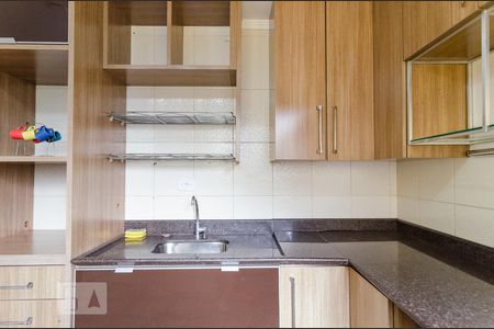 Casa à venda com 165m², 3 quartos e 2 vagas Casa à venda com 165m², 3 quartos e 2 vagasCozinha