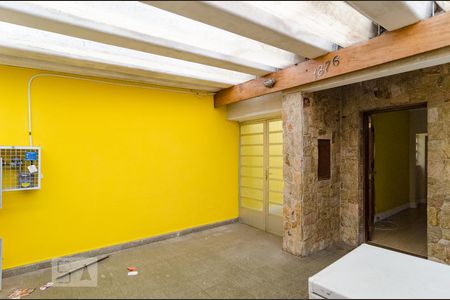 Casa à venda com 165m², 3 quartos e 2 vagas Casa à venda com 165m², 3 quartos e 2 vagasGaragem