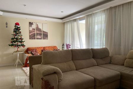 Sala de apartamento para alugar com 4 quartos, 120m² em Lar São Paulo, São Paulo