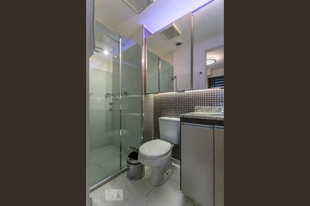 Apartamento para alugar com 50m², 1 quarto e 1 vaga Apartamento para alugar com 50m², 1 quarto e 1 vagaBanheiro da suite