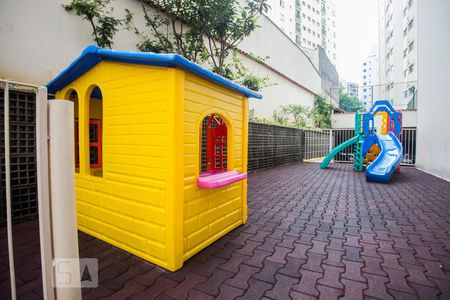 Apartamento para alugar com 70m², 3 quartos e 1 vagaPlayground