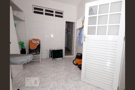Casa à venda com 203m², 2 quartos e 2 vagasÁrea de Serviço.