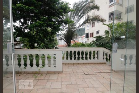 Casa à venda com 203m², 2 quartos e 2 vagasVista loft.