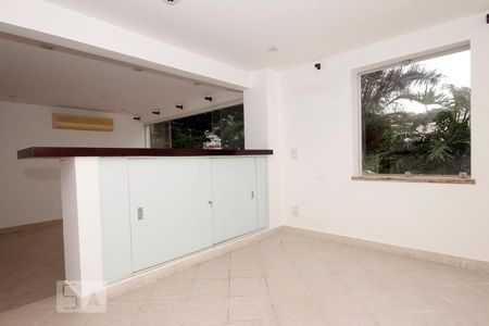 Casa à venda com 203m², 2 quartos e 2 vagasLoft.