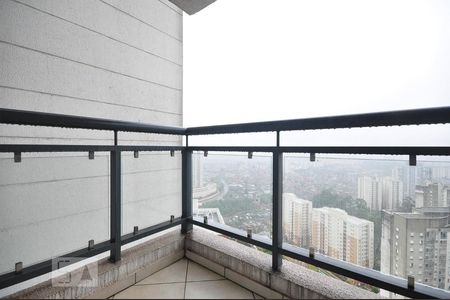 varanda de apartamento para alugar com 2 quartos, 52m² em Vila Andrade, São Paulo