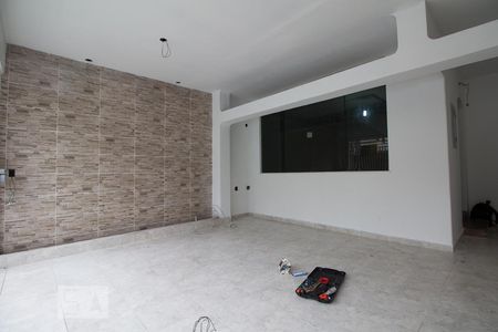 Casa à venda com 200m², 3 quartos e 2 vagasGaragem