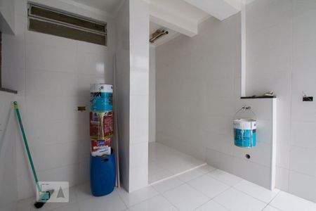Casa à venda com 200m², 3 quartos e 2 vagasÁrea de serviço