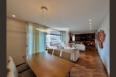 Sala de apartamento para alugar com 3 quartos, 167m² em Brooklin Paulista, São Paulo