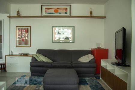 Sala de apartamento à venda com 1 quarto, 72m² em Vila Madalena, São Paulo