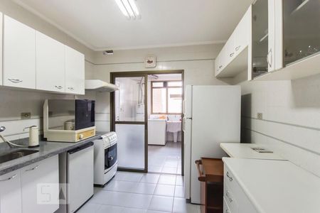 Apartamento para alugar com 121m², 3 quartos e 2 vagasCozinha