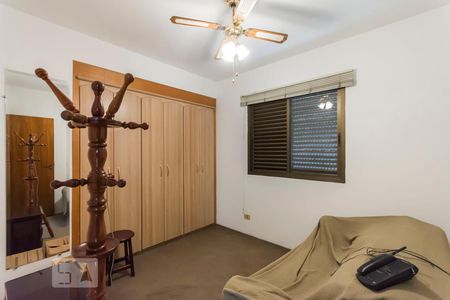 Apartamento para alugar com 121m², 3 quartos e 2 vagasQuarto 2