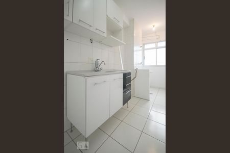 Cozinha de apartamento à venda com 2 quartos, 47m² em Vila Parque Jabaquara, São Paulo