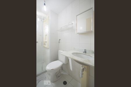 Banheiro de apartamento à venda com 2 quartos, 47m² em Vila Parque Jabaquara, São Paulo