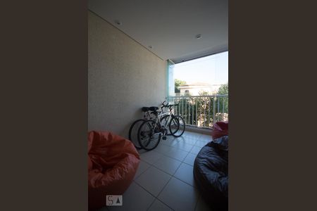 Sacada de apartamento à venda com 2 quartos, 56m² em Vila Nair, São Paulo