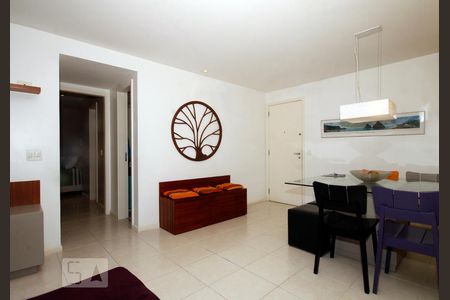 Sala. de apartamento para alugar com 2 quartos, 87m² em Botafogo, Rio de Janeiro