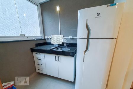 Studio para alugar com 33m², 1 quarto e 1 vaga Studio para alugar com 33m², 1 quarto e 1 vagaCozinha