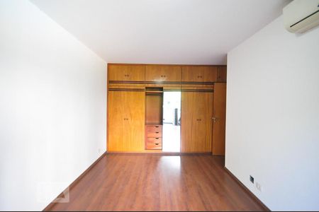 Apartamento para alugar com 189m², 4 quartos e 3 vagassuíte 