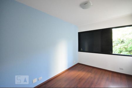 quarto 2 de apartamento para alugar com 4 quartos, 189m² em Vila Suzana, São Paulo