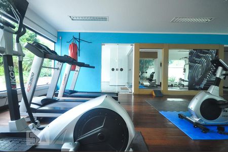 Apartamento para alugar com 189m², 4 quartos e 3 vagasacademia