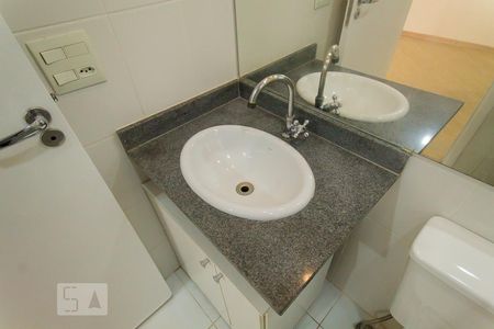 Apartamento à venda com 65m², 3 quartos e 1 vagaBanheiro da Suíte