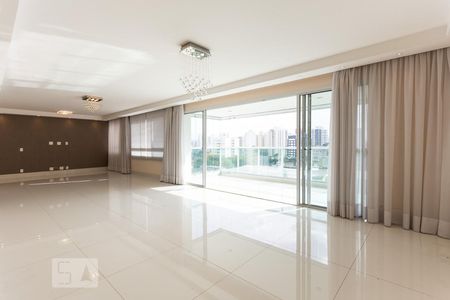 Apartamento para alugar com 184m², 3 quartos e 3 vagas Apartamento para alugar com 184m², 3 quartos e 3 vagasSala