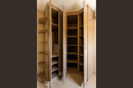 Apartamento para alugar com 184m², 3 quartos e 3 vagas Apartamento para alugar com 184m², 3 quartos e 3 vagasSuíte 1