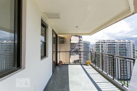 VARANDA de apartamento para alugar com 1 quarto, 68m² em Barra da Tijuca, Rio de Janeiro