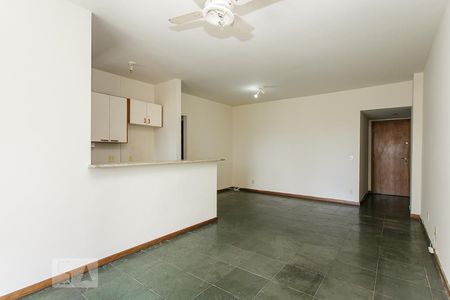 Apartamento para alugar com 68m², 1 quarto e 1 vagaSALA