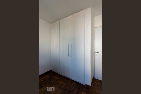 Quarto 1 (Armários) de apartamento para alugar com 3 quartos, 107m² em Vila Clementino, São Paulo