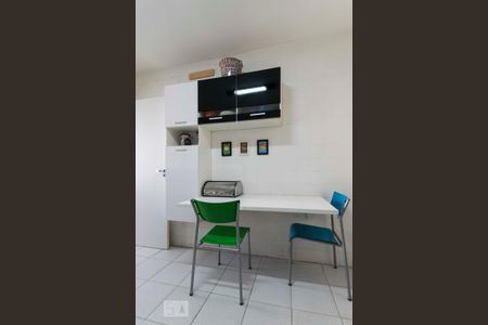 Cozinha (Armários) de apartamento para alugar com 3 quartos, 107m² em Vila Clementino, São Paulo