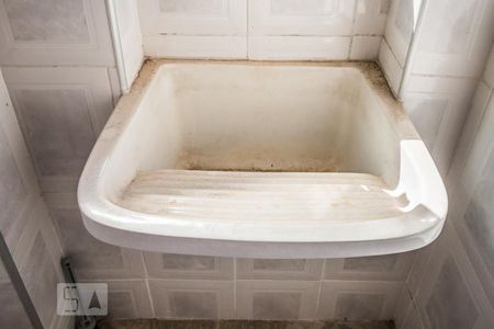 Apartamento à venda com 56m², 1 quarto e sem vaga Apartamento à venda com 56m², 1 quarto e sem vagaCozinha e Área de Serviço