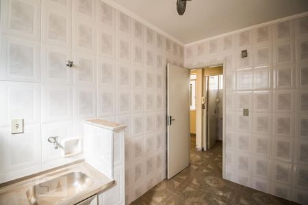 Apartamento à venda com 56m², 1 quarto e sem vaga Apartamento à venda com 56m², 1 quarto e sem vagaCozinha e Área de Serviço