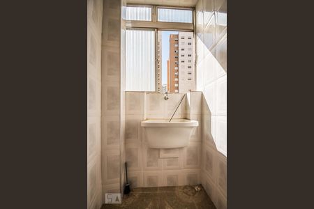 Apartamento à venda com 56m², 1 quarto e sem vaga Apartamento à venda com 56m², 1 quarto e sem vagaCozinha e Área de Serviço