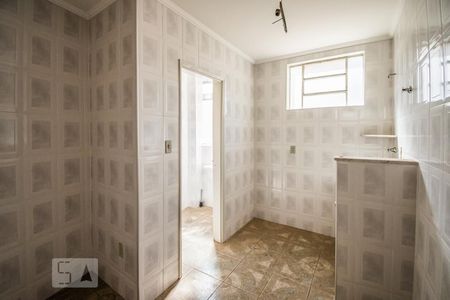 Apartamento à venda com 56m², 1 quarto e sem vaga Apartamento à venda com 56m², 1 quarto e sem vagaCozinha e Área de Serviço