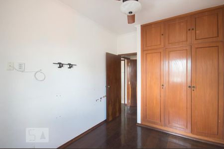 Apartamento para alugar com 90m², 2 quartos e 2 vagas Apartamento para alugar com 90m², 2 quartos e 2 vagasQuarto