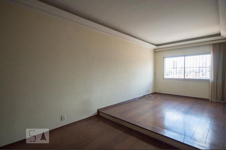 Apartamento para alugar com 90m², 2 quartos e 2 vagas Apartamento para alugar com 90m², 2 quartos e 2 vagasSala
