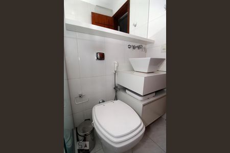 Apartamento à venda com 90m², 2 quartos e 1 vaga Apartamento à venda com 90m², 2 quartos e 1 vagaBanheiro Suite.
