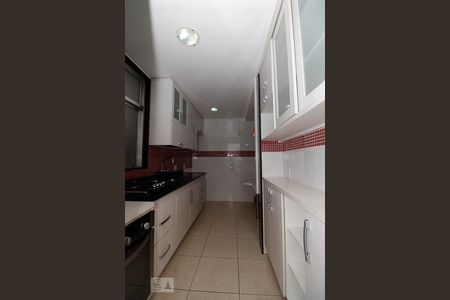 Apartamento à venda com 90m², 2 quartos e 1 vaga Apartamento à venda com 90m², 2 quartos e 1 vagaCozinha.