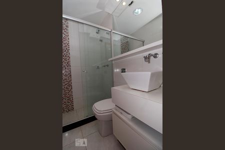 Apartamento à venda com 90m², 2 quartos e 1 vaga Apartamento à venda com 90m², 2 quartos e 1 vagaBanheiro Suite.