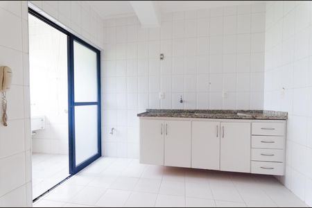 Cozinha de apartamento à venda com 2 quartos, 70m² em Mansões Santo Antônio, Campinas