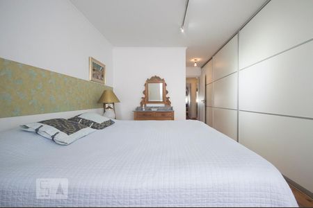 Apartamento à venda com 348m², 4 quartos e 3 vagasSuíte