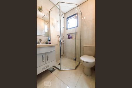 Banheiro de apartamento à venda com 3 quartos, 110m² em Vila Progredior, São Paulo