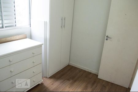 Quarto 2 de apartamento para alugar com 2 quartos, 55m² em Jardim Leonor, São Paulo