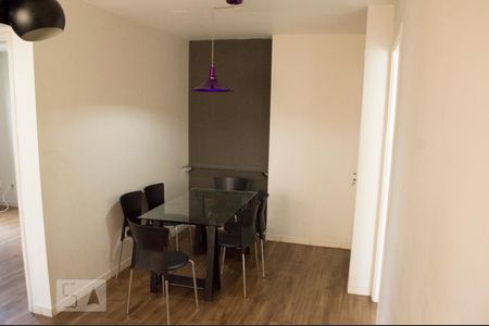 Sala de apartamento para alugar com 2 quartos, 55m² em Jardim Leonor, São Paulo