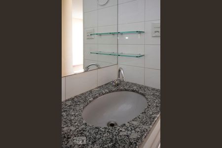 Banheiro de apartamento para alugar com 3 quartos, 76m² em Vila Regente Feijó, São Paulo