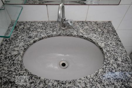 Apartamento à venda com 76m², 3 quartos e 2 vagasBanheiro da Suíte
